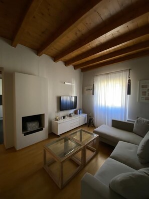 City Apartment | Living area | Flat-screen TV - Modern apartment in zona Vercelli/Marghera (Milan)