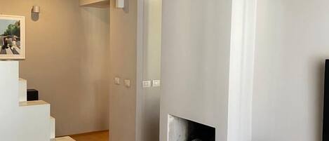 City Apartment | Private kitchen | Fridge, oven, stovetop, dishwasher