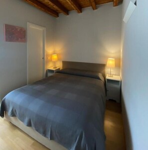 City Apartment | 1 bedroom, free WiFi - Modern apartment in zona Vercelli/Marghera (Milan)
