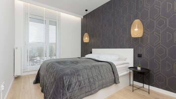 1 bedroom, iron/ironing board, travel crib, WiFi