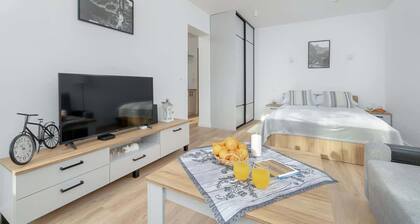 Mountain Corner Apartment | Balcony | Zakopane