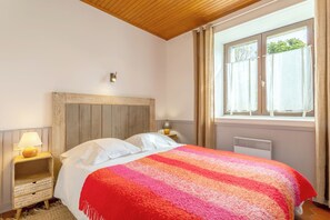 2 soverom og sengetøy