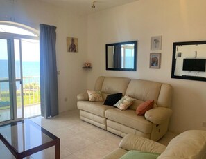 Appartement Familial, plusieurs chambres (Malibu46) | Salle de séjour