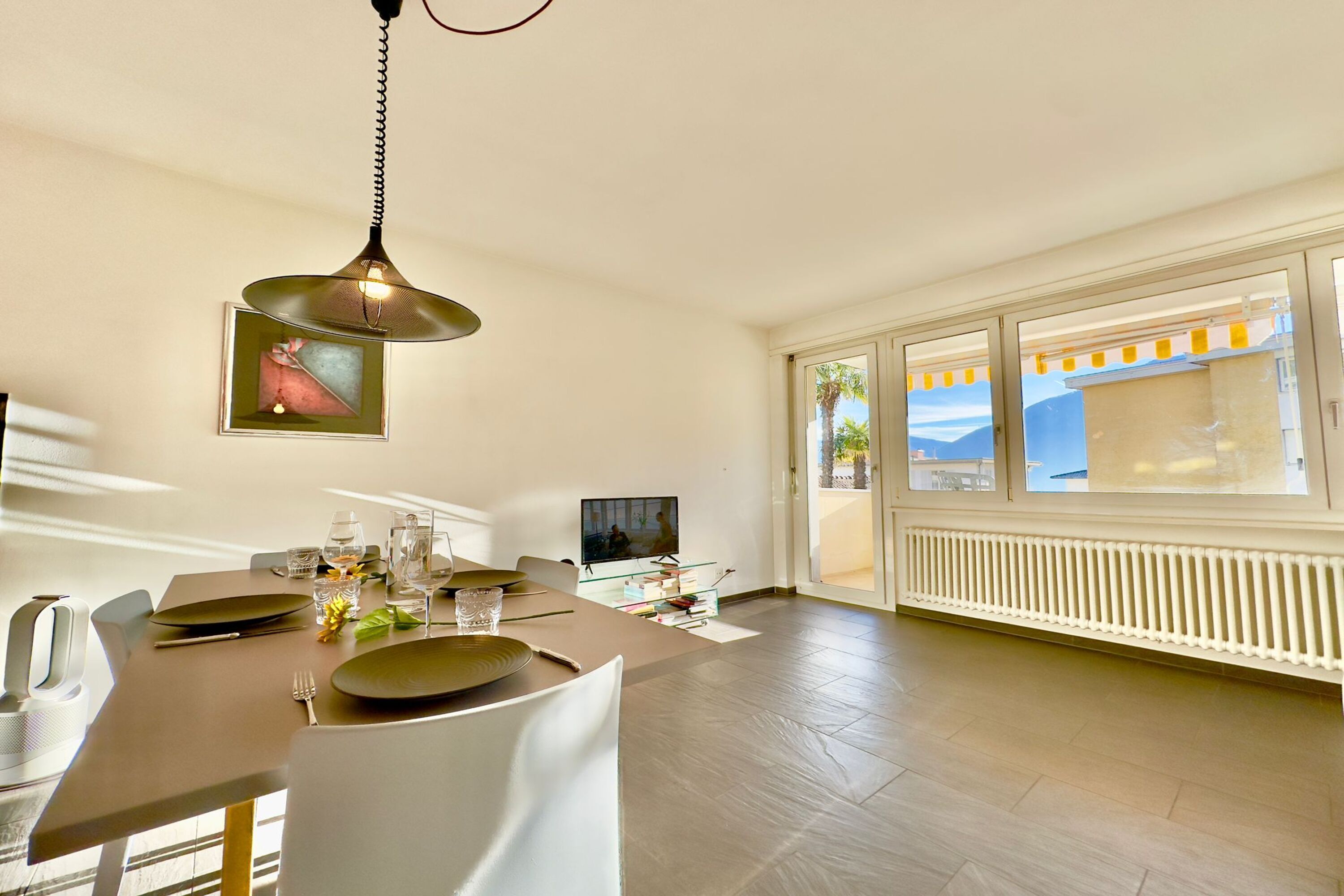 Apartemen Keluarga, beberapa kamar (Malibu46) | Tempat makan