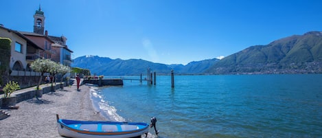 Strand
