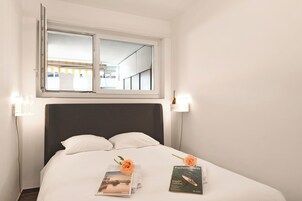 Familjelägenhet - flera sovrum (Malibu46) | 1 sovrum, gratis wi-fi och sängkläder