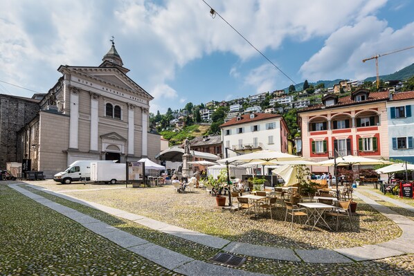 Outdoor dining - Malibu46 (Minusio)