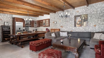 Rustic Chalet | 1 phòng ngủ, phòng cách âm, bàn ủi/dụng cụ ủi quần áo
