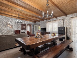 Rustic Chalet | Spisestue