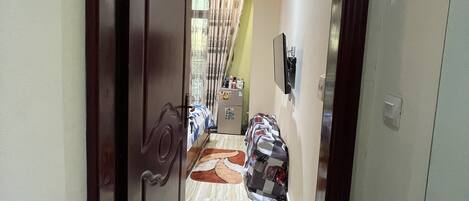 2 quartos, ferros/tábuas de passar roupa, Wi-Fi, roupa de cama