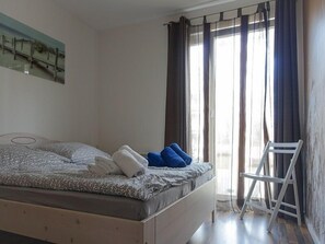 2 Schlafzimmer, Bügeleisen/Bügelbrett, kostenloses WLAN