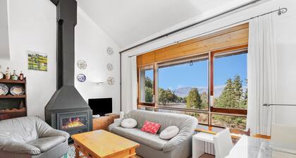 Apartment 'Masella' with Mountain View, Shared Garden