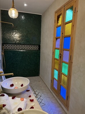 Habitación Royal | Baño | Toallas