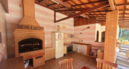 Chacará a 65 KM de Sâo Paulo, Piscina e Churrasqueira Para um fim de Semana