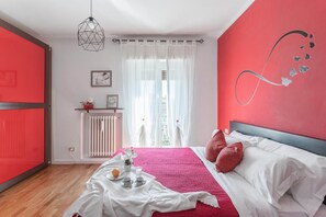 2 dormitorios, tabla de planchar con plancha, wifi gratis y ropa de cama