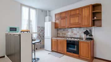 Frigorifero, microonde, forno, lavastoviglie