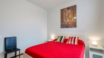 Fer et planche Ă repasser, Wi-Fi gratuit, draps fournis