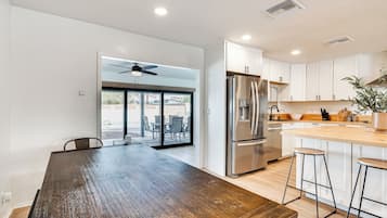 Maison (5 Bedrooms) | Intérieur