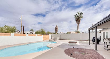 Pool, Grill & Fire Pit: Pet-friendly Arizona Home