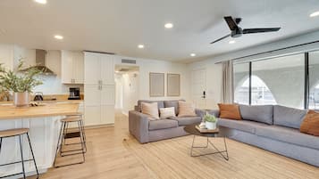 Maison (5 Bedrooms) | Intérieur