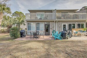 Interior - 1 Mi to Ocean: North Myrtle Beach Townhome (North Myrtle Beach)