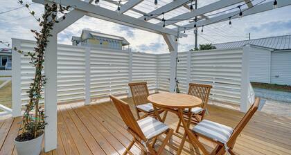 Vintage Surf City Cottage - 132 Steps to Beach!