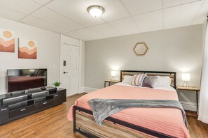 House (4 Bedrooms) | Interior - Columbus Apartment ~ 2 Mi to Ohio State University (Columbus)