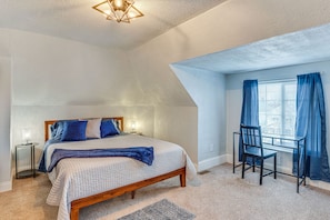 House (4 Bedrooms) | 4 bedrooms, iron/ironing board, bed sheets - Columbus Apartment ~ 2 Mi to Ohio State University (Columbus)