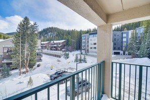 Apartment (2 Bedrooms) | Interior - Ski-in/ski-out Winter Park Condo w/ Mountain Views (Winter Park)