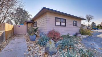 Rumah (2 Bedrooms) | Interior