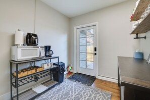 House (2 Bedrooms) | Interior - Charming Nampa Retreat w/ Patio: 20 Mi to Boise! (Nampa)