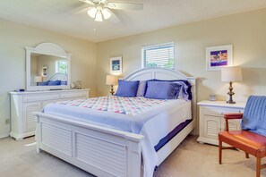 House (3 Bedrooms) | Interior - Sebastian Home w/ Large Deck Near Golfing & Beach (Sebastian)