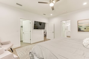 House (5 Bedrooms) | Interior