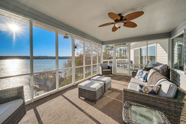 House (4 Bedrooms) | Front of property