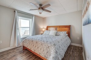Interior - Lakefront Mt Gilead Home w/ Large Dock & Decks! (Mount Gilead)