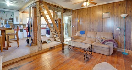 Corral Creek Cow Camp: Pet-friendly Circle Cabin