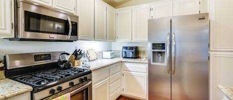 House (2 Bedrooms) | Interior