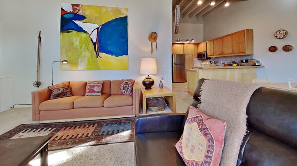 Apartamento, 4 habitaciones | Zona de estar