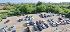 Free valet parking