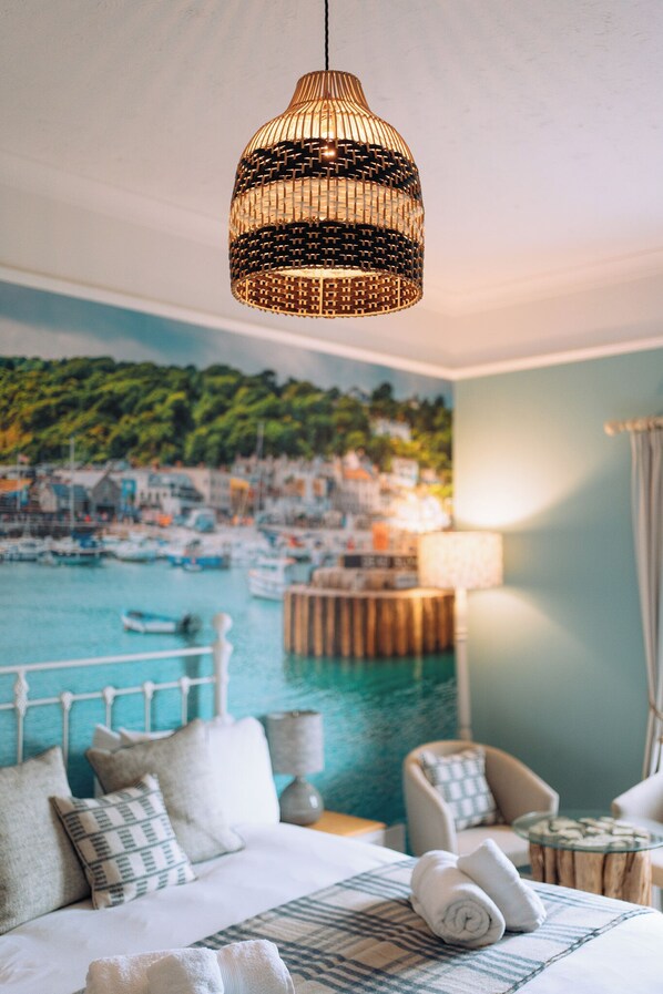 Deluxe Room for 4 | Hypo-allergenic bedding, laptop workspace, iron/ironing board, free WiFi