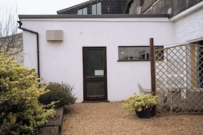 Deluxe Double Room, Terrace | Terassi/patio