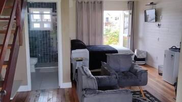 Honeymoon Chalet | 2 bedrooms, desk, laptop workspace, soundproofing