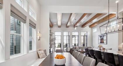 Designer Home | Heated Pool & Rooftop