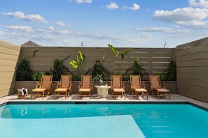 Beheizter Pool