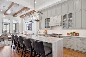 Fridge, microwave, oven, stovetop - Radiant New Construction | Heated Pool, Spa (New Orleans)