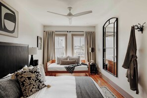 5 habitaciones, escritorio, tabla de planchar con plancha y wifi 