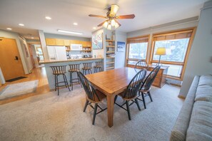 Dining - Keystone Summer Stay | Balcony & Mountain Views (Keystone)