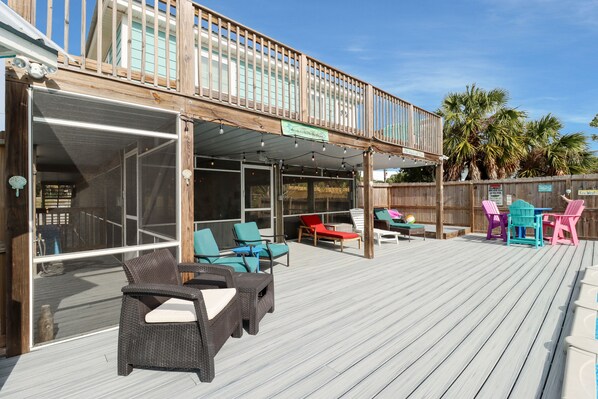 Terrace/patio - Castaway: 4BR Beach View, Private Pool & Hot Tub (Indian Pass)