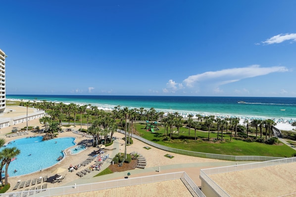 Innenpool, beheizter Pool