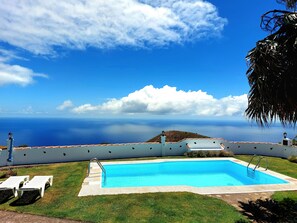 Outdoor pool - Casa con Piscina Privada en Barlovento, Isla de La Palma (Barlovento)